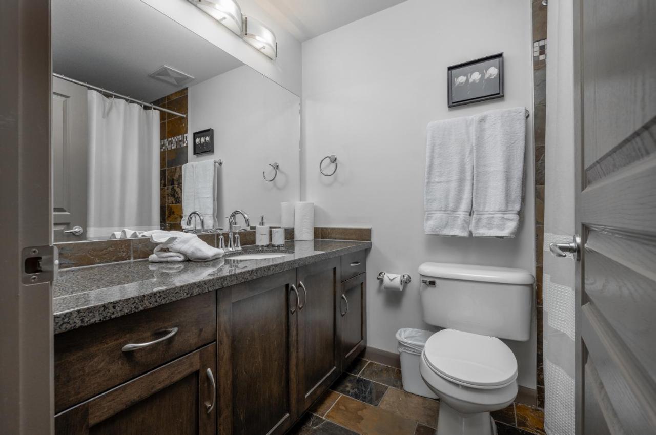 Upgraded Lakeside Resort Dream Vacation Home Kelowna Eksteriør bilde