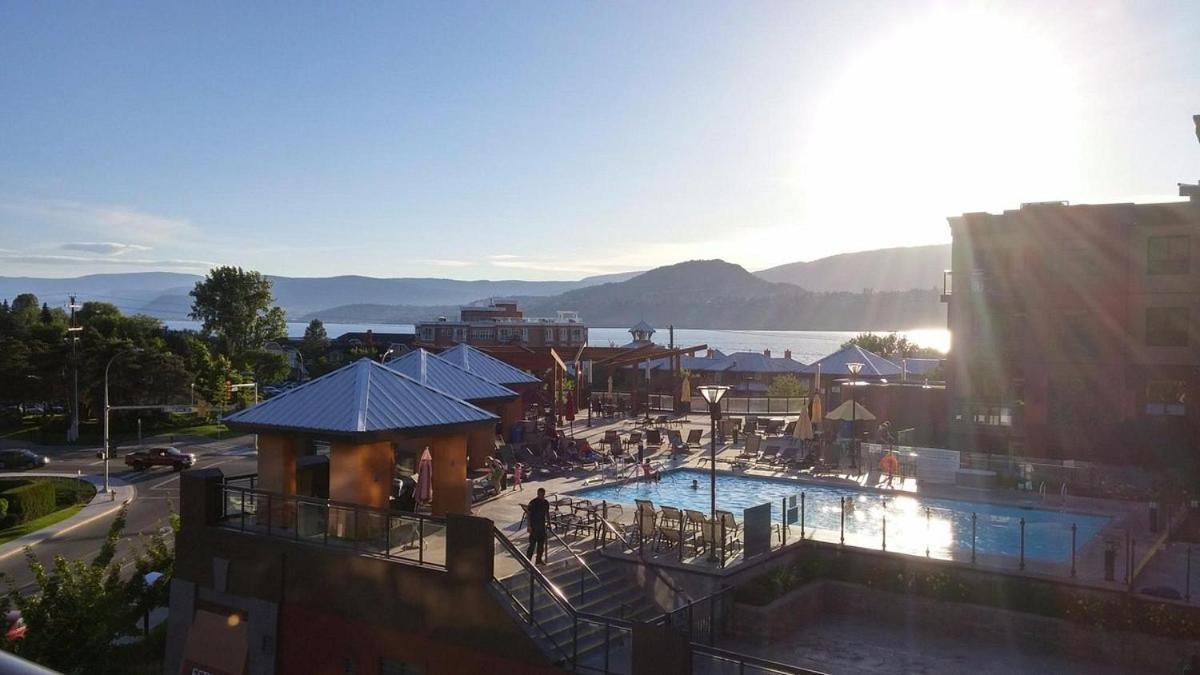 Upgraded Lakeside Resort Dream Vacation Home Kelowna Eksteriør bilde